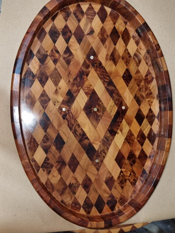 Oval tray made of juniper wood 45cm/25cm